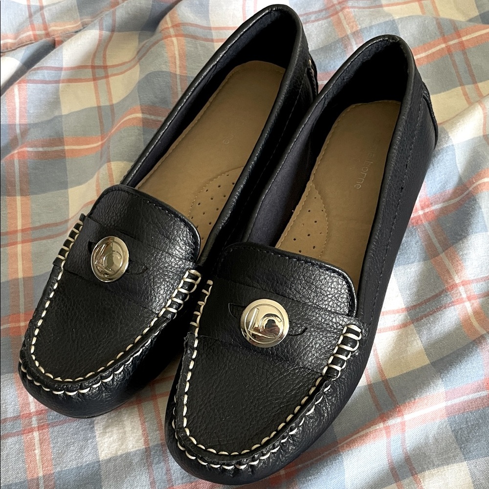 Navy blue Loafers with stitch detailing